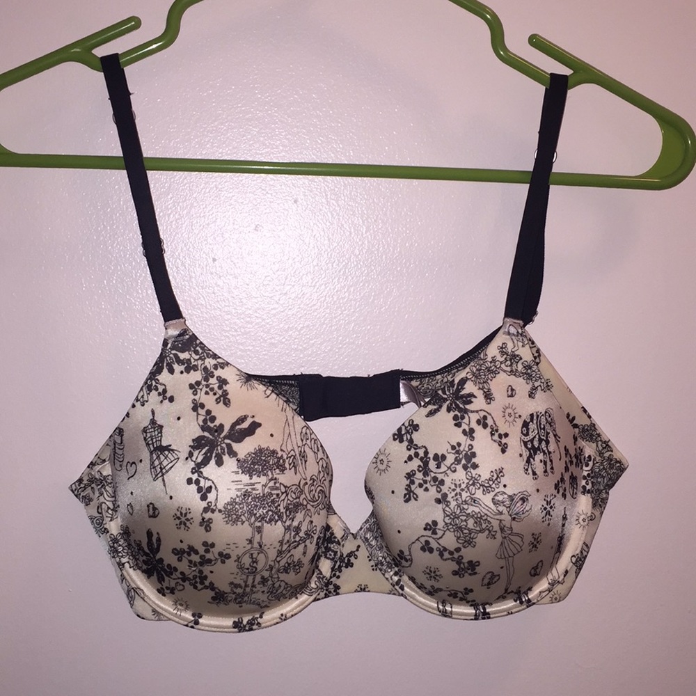 Victoria secret biofit bra - 36B